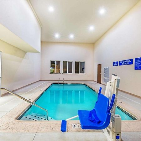 Days Inn & Suites By Wyndham El Dorado Esterno foto
