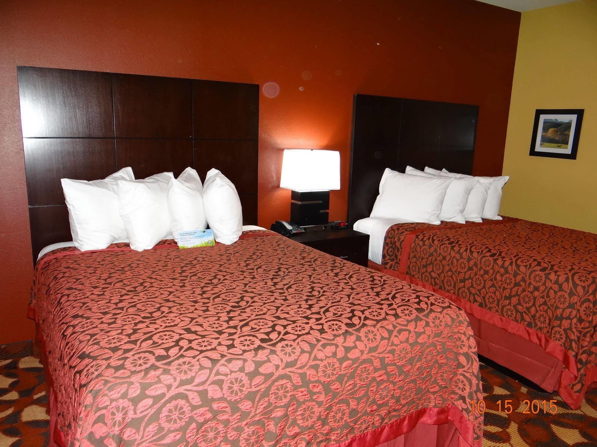 Days Inn & Suites By Wyndham El Dorado Esterno foto