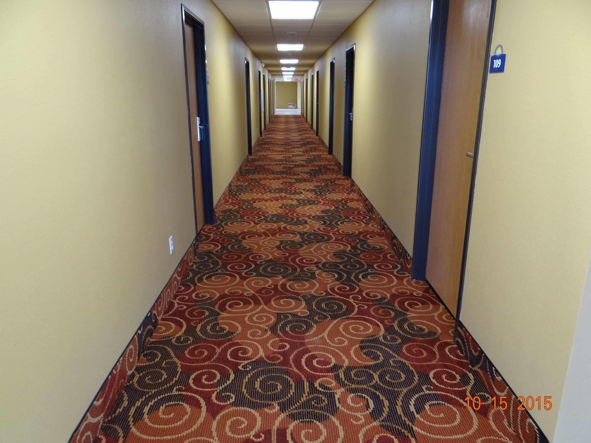 Days Inn & Suites By Wyndham El Dorado Esterno foto